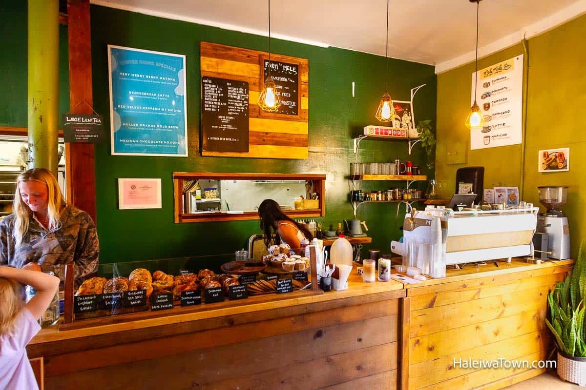 inside mele mele bakery in waialua