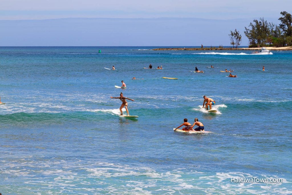North Shore Surf Spots Oahu, Hawaii (From Beginner to Pro) - Haleiwa Town