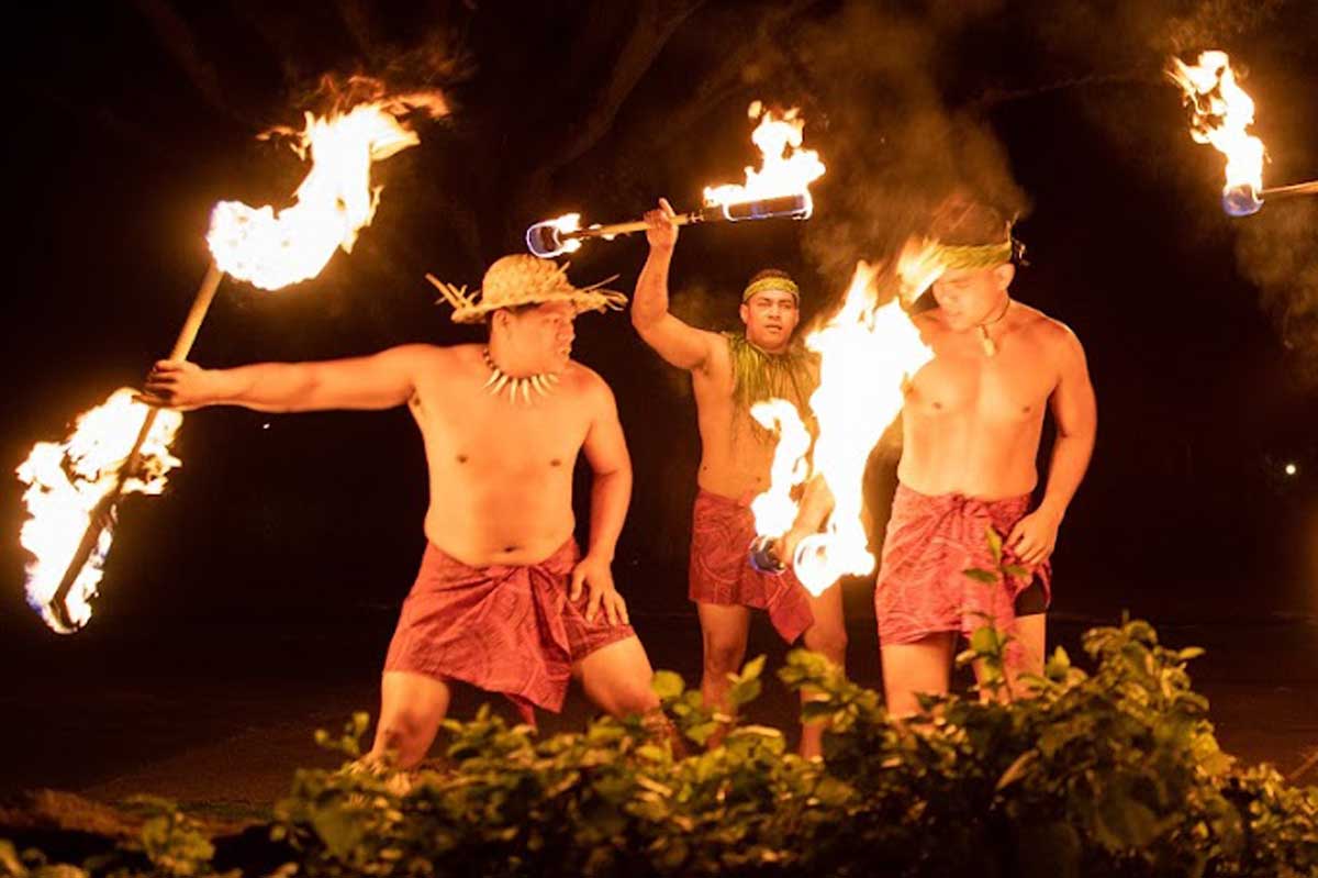fire dance performance at toa luau