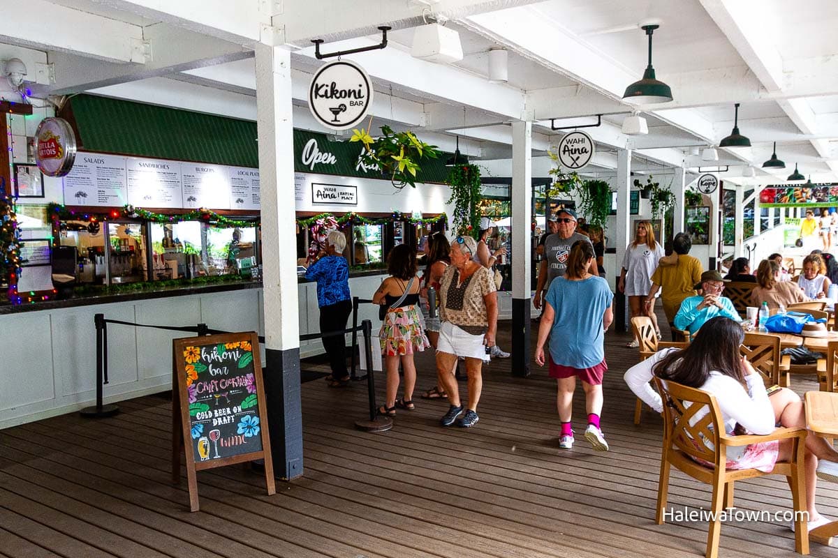 restaurants and cafes at waimea valley oahu